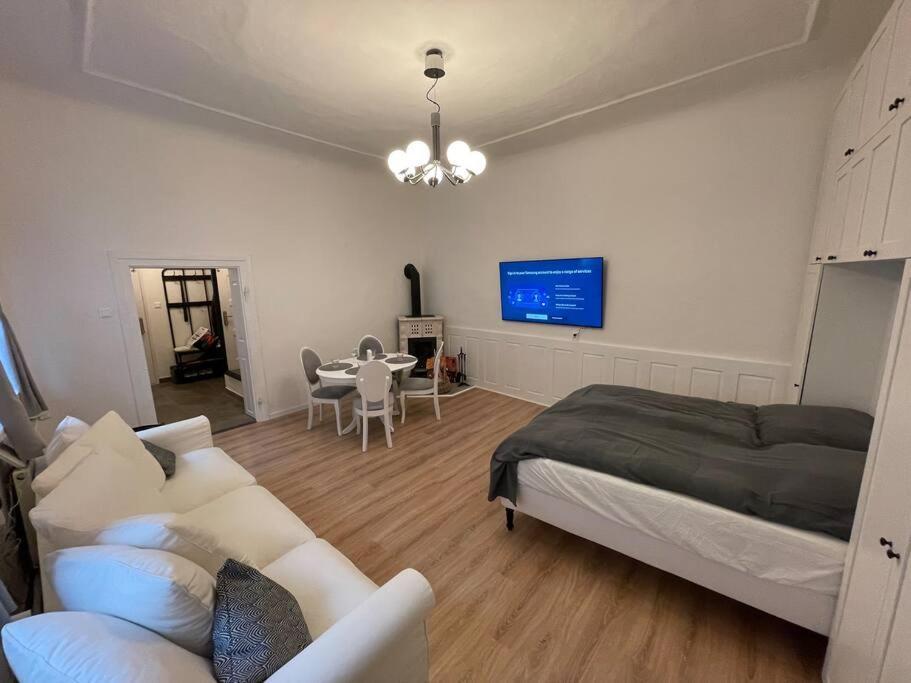 ברטיסלאבה Good Old Times Apartment מראה חיצוני תמונה